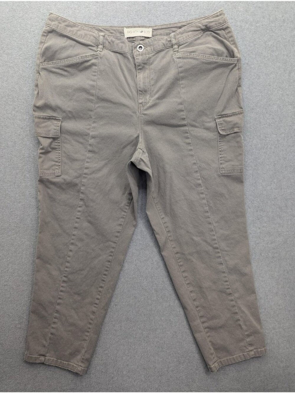 Fashion Bug Pants Womens 20WP Gray Cargo Cropped Twill Stretch Pockets Casual